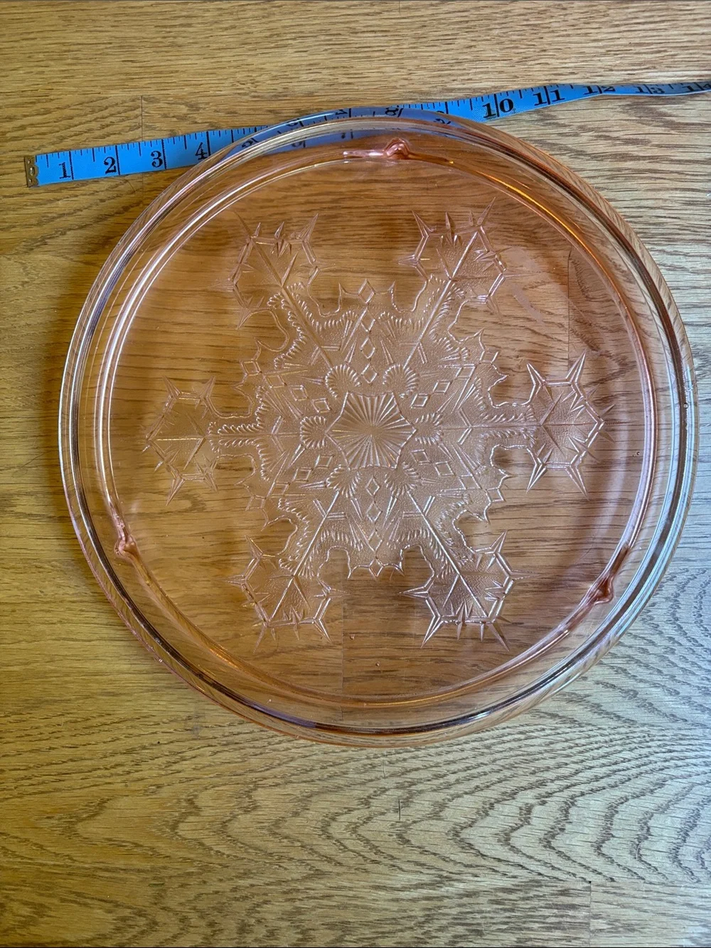 Vintage-Style Pink Glass Serving Platter with Snowflake Pattern